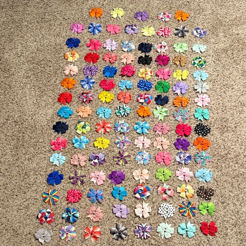 Bundle of 117 girls bow barrettes lots of variety but there are doubles
